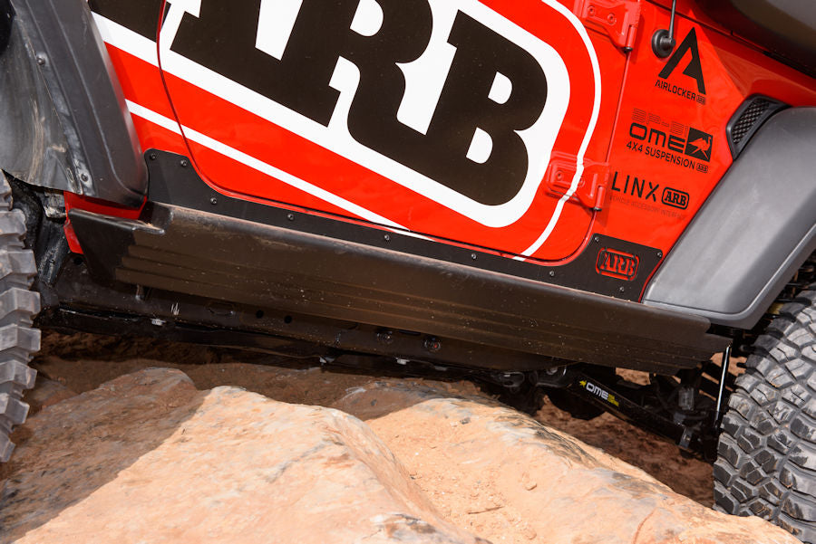 ARB-Rock Slider Jeep Wrangler JL 2-Türer, schwarz