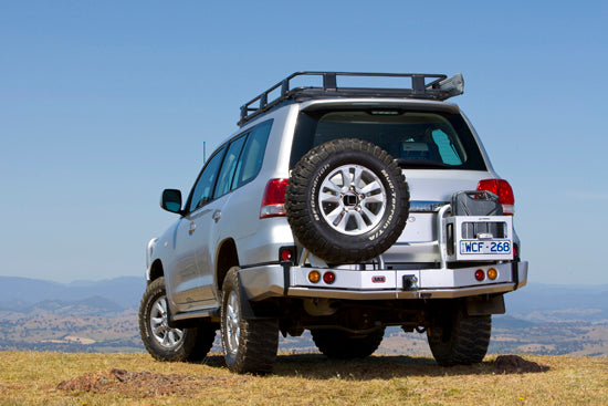 ARB Heckstoßstange Toyota J200 V8, geeignet f. Reserverad u. Kanisterhalter