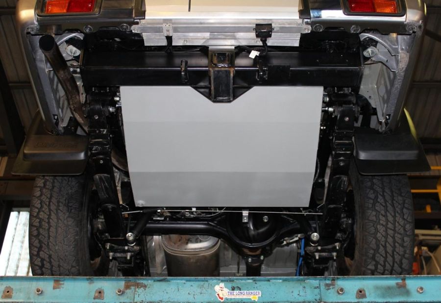 Ersatztank 180l Toyota Land Cruiser HZJ76 & HZJ79 Doppelkabine ab 2012