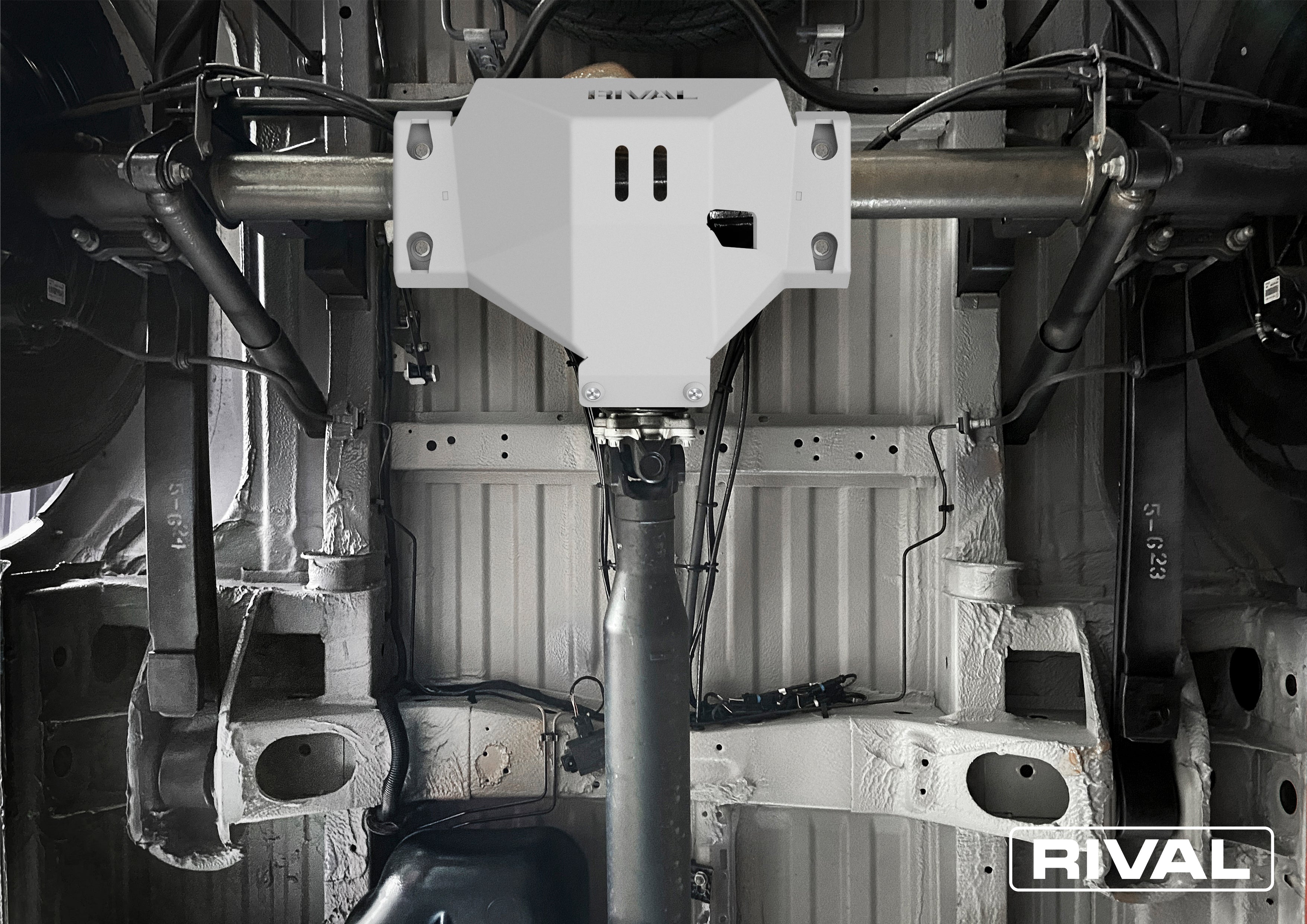 Differential Unterfahrschutz 6 mm Alu Mercedes-Benz Sprinter 2023-; 2,1 l. / Dieselkraftstoff