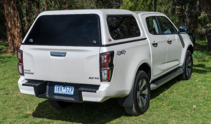 Touring Hardtop f. Isuzu D-Max DC '21-> flach, glatt, seitliche Klappfenster