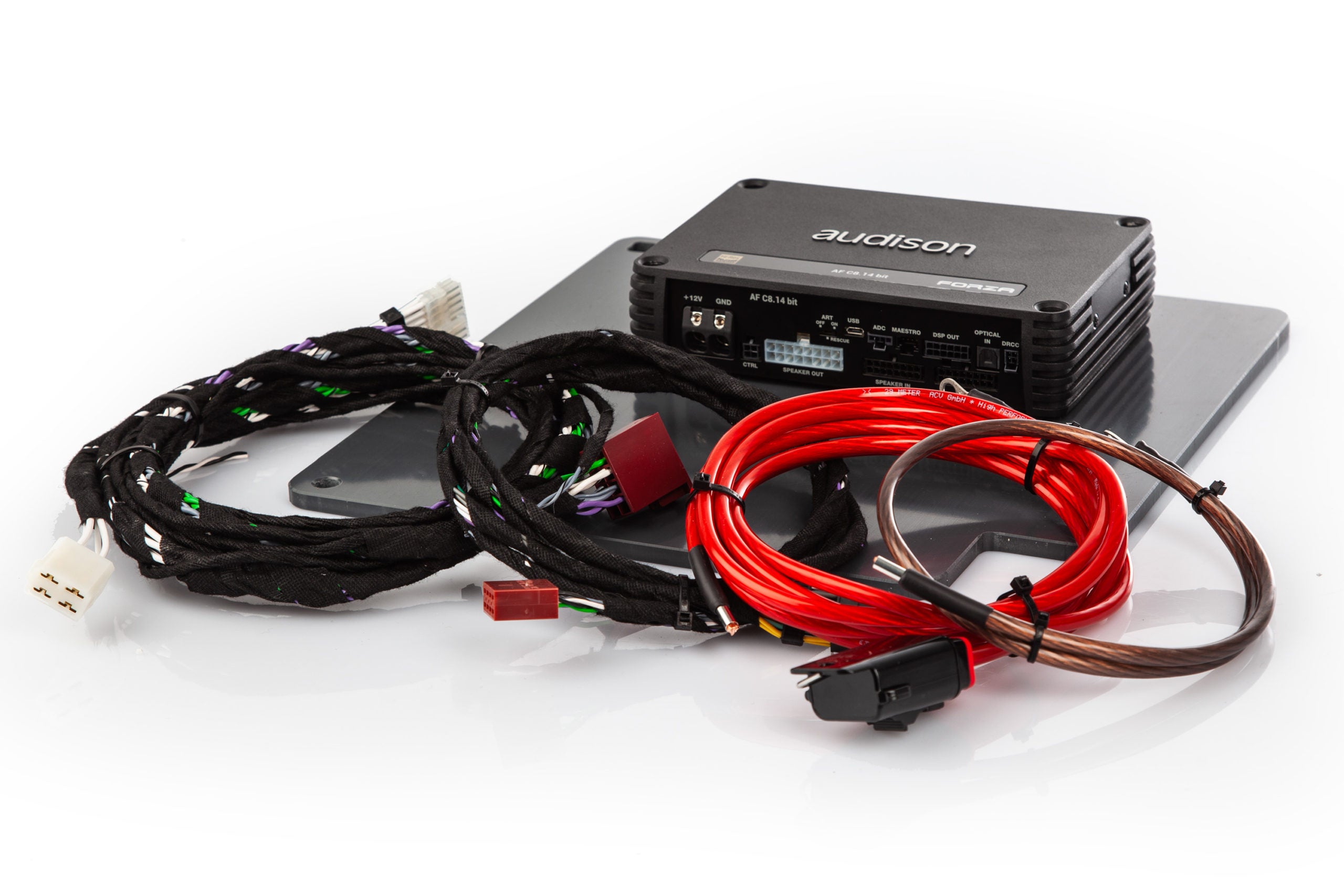 B&S Klangtuning INEOS Grenadier mit Match M.5.4DSP Verstärker für Werkslautsprecher