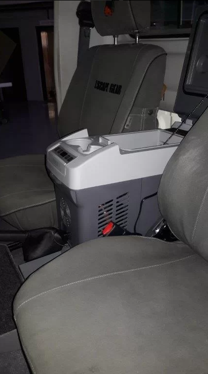 Big Country Kühlbox Montageplatte Toyota Land Cruiser 70-series