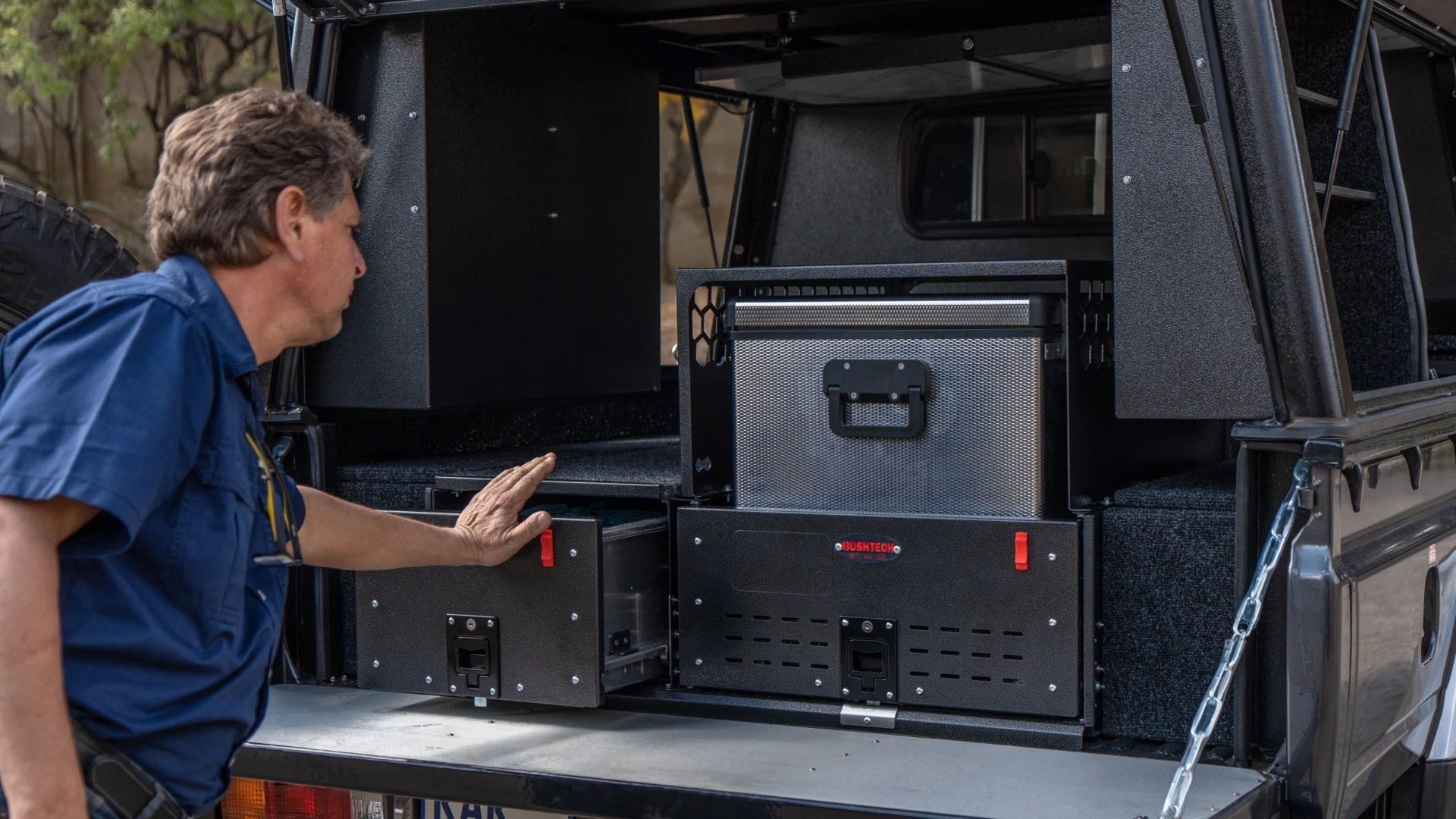Bushtech Schubladensystem - Toyota Landcruiser 79 Double Cab