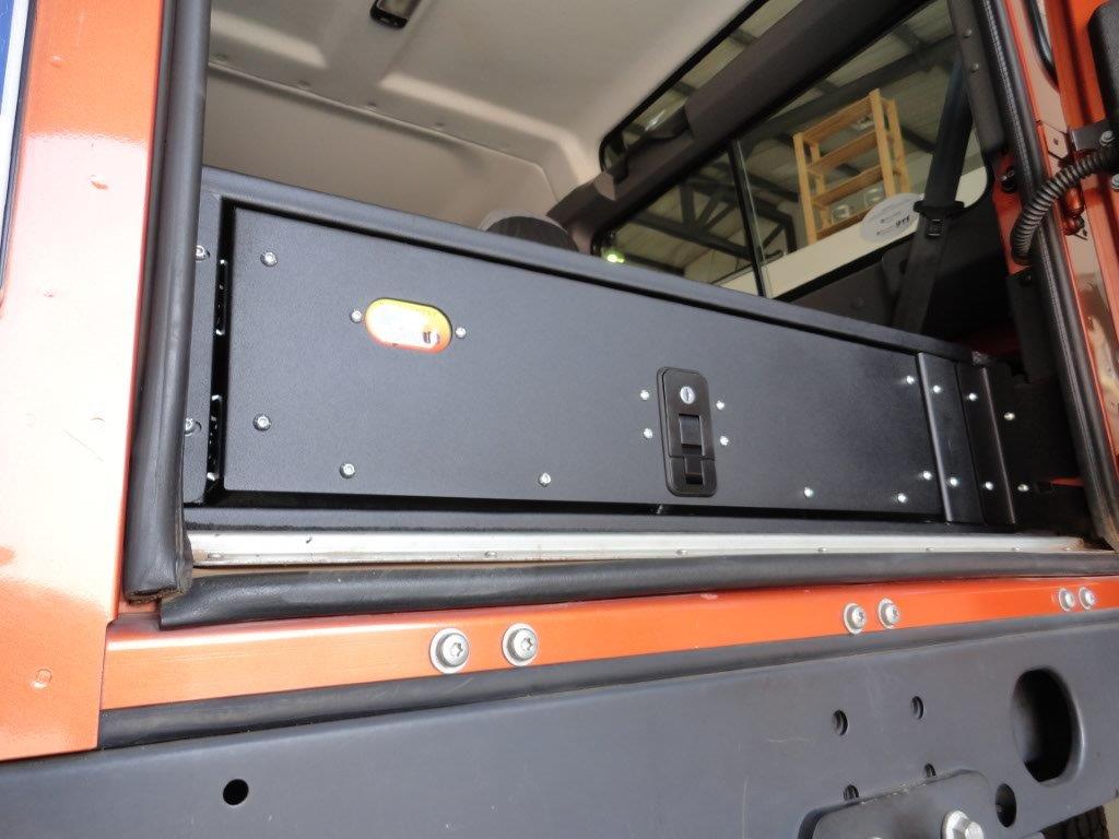 Big Country Schubladensystem Land Rover Defender TD4