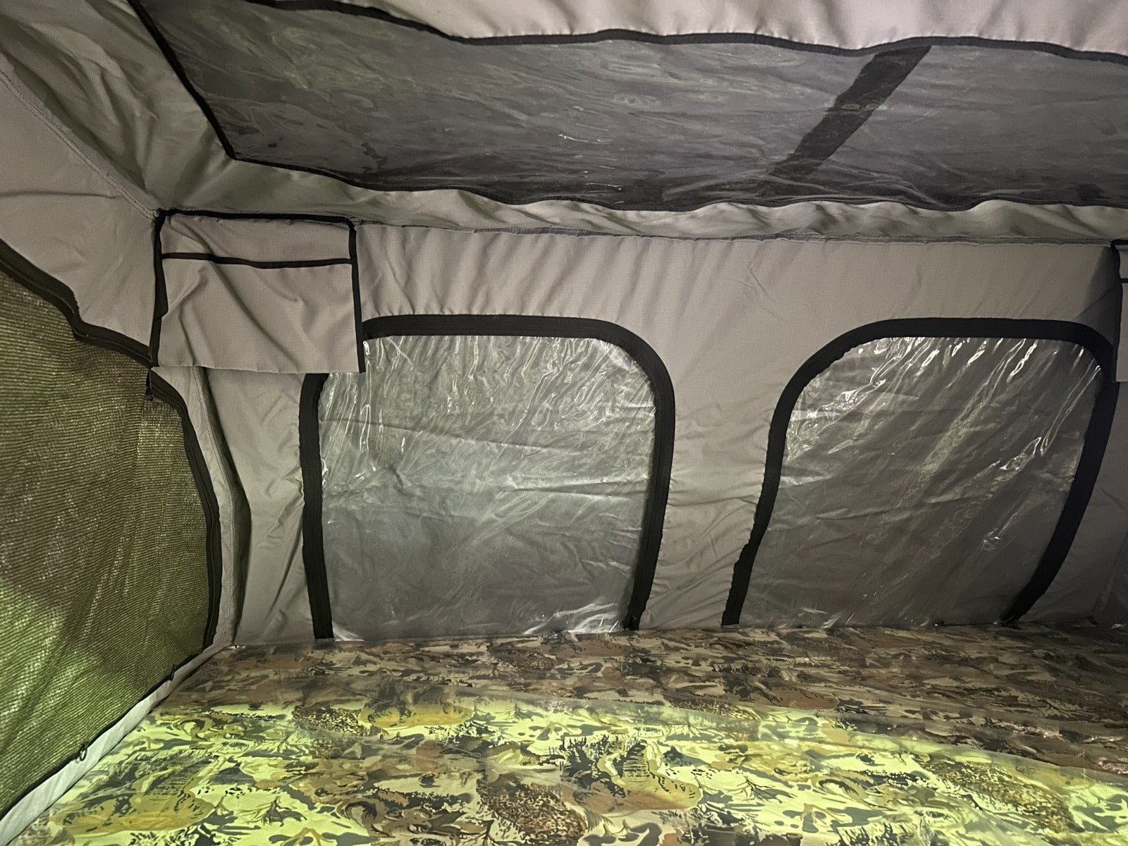 Eezi-Awn Galaxy Rooftop Tent