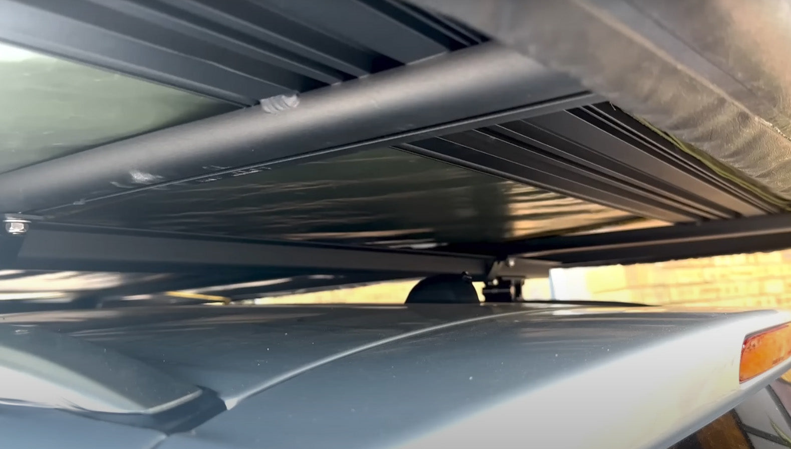 Eezi-Awn Galaxy Rooftop Tent