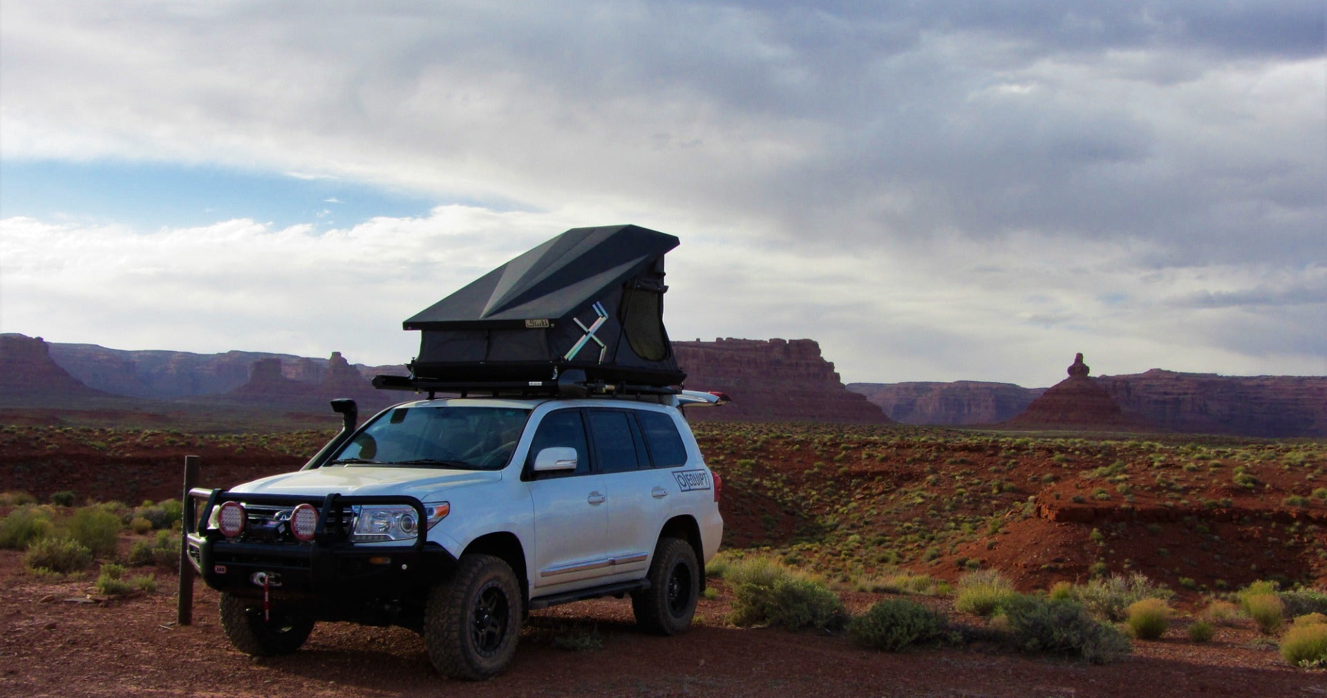 Eezi-Awn Stealth Rooftop Tent