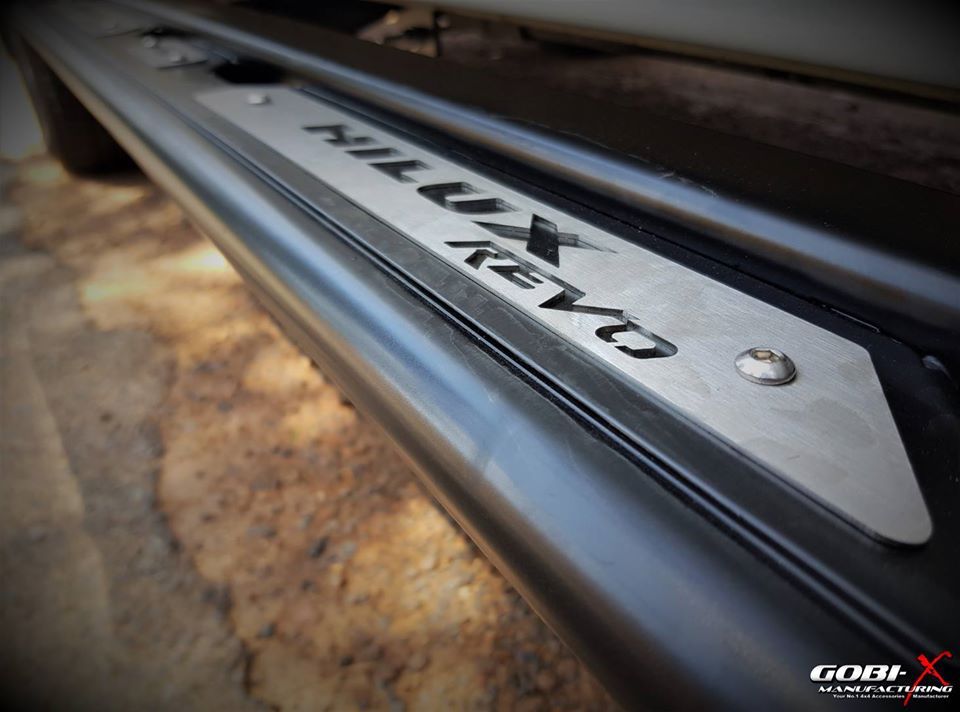 Gobi-X Sidebars Toyota Hilux (2015-) -Double Cab