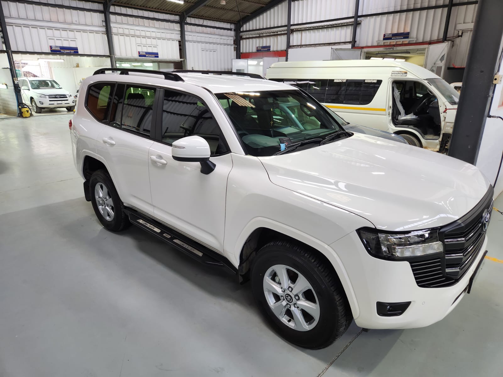 Gobi-X Sidebars Toyota Land Cruiser 300