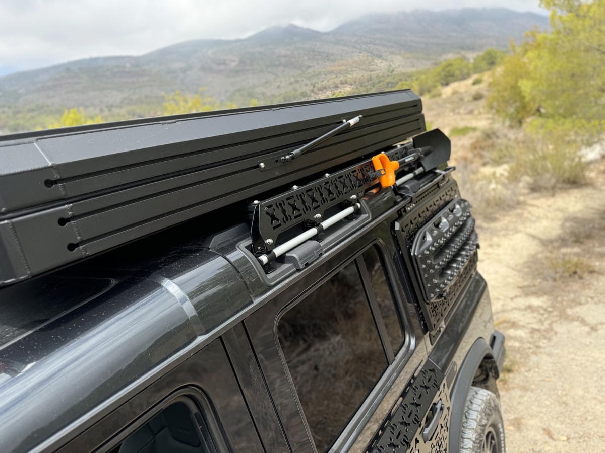 SPP Ineos Grenadier Dachträger DT3