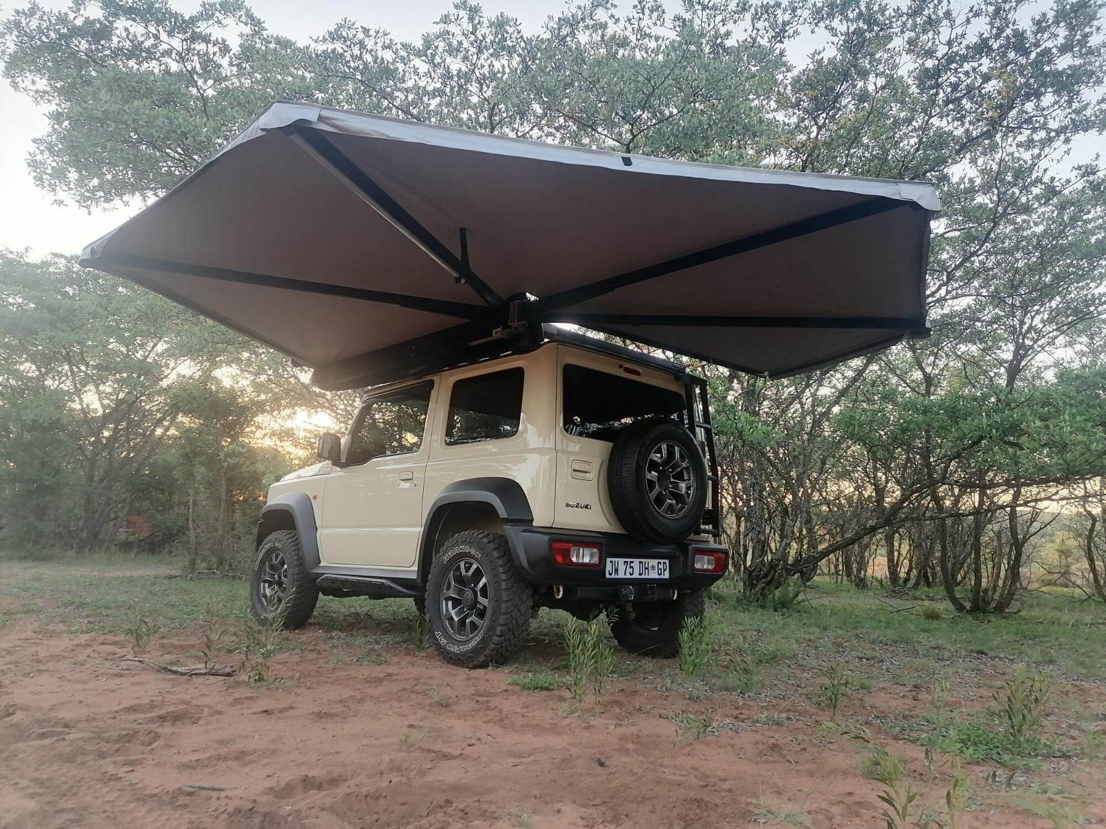 Quick Pitch 270 Grad Awning - 2m