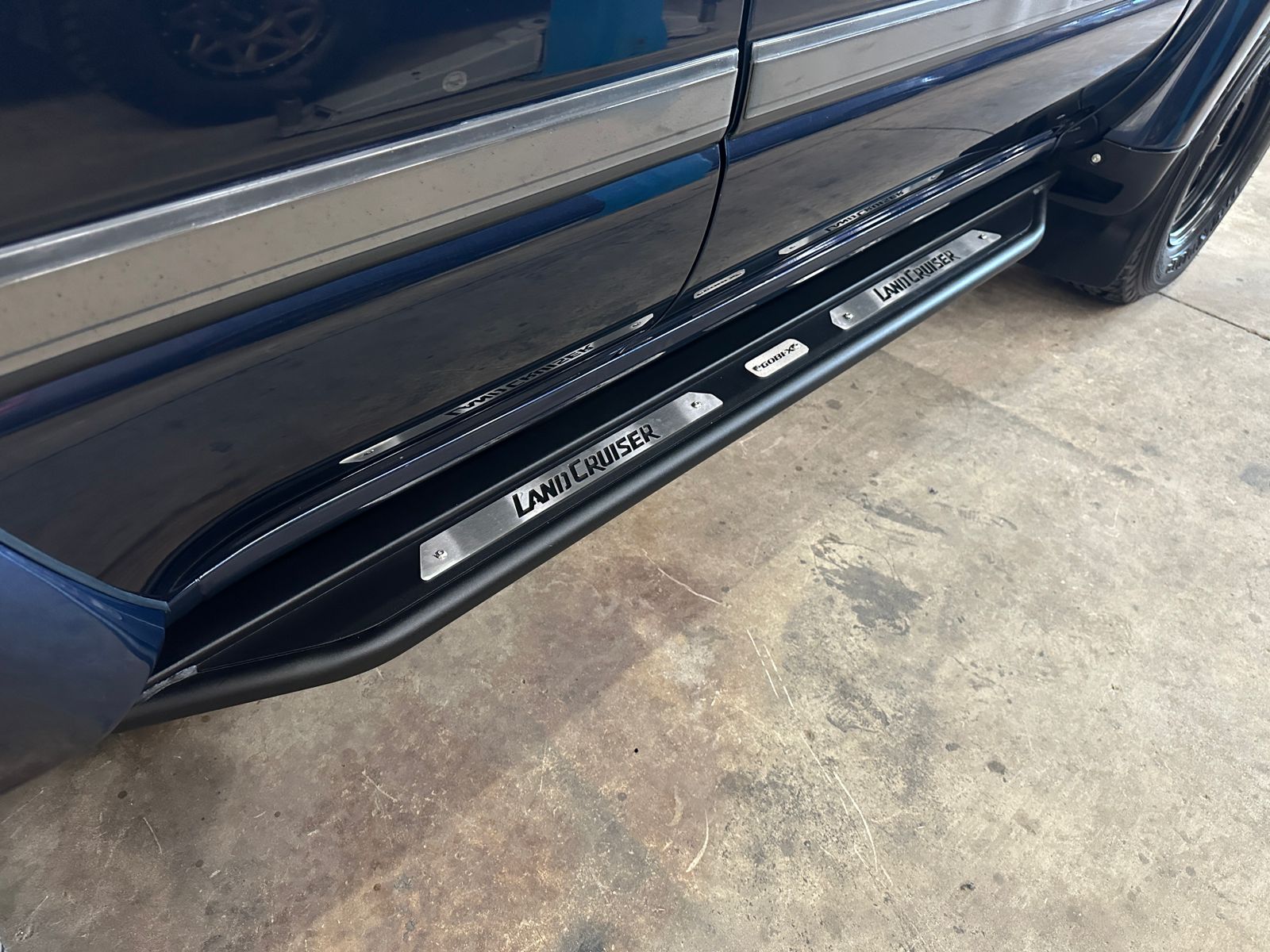 Gobi-X Sidebars Toyota Land Cruiser 80-series