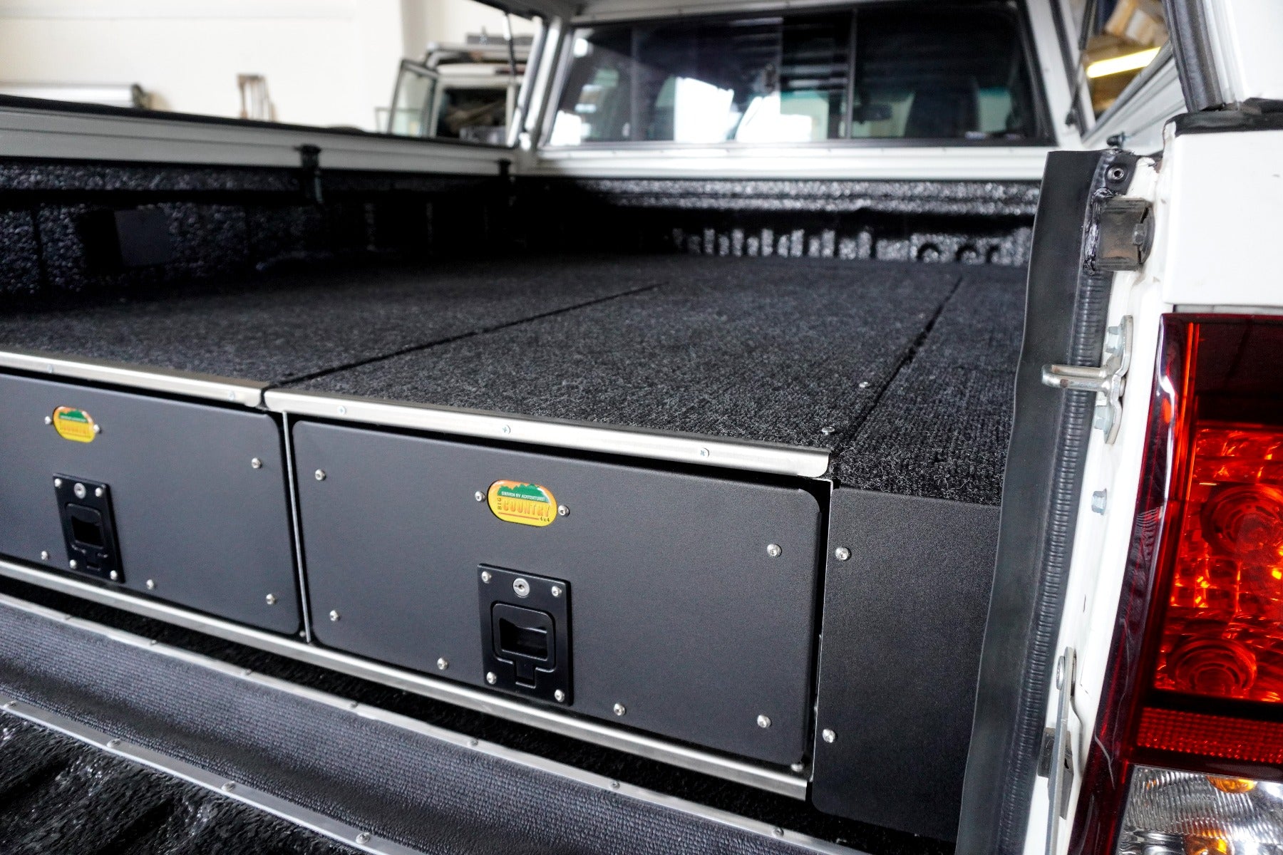 Big Country Schubladensystem Toyota Hi Lux Revo (2015-)