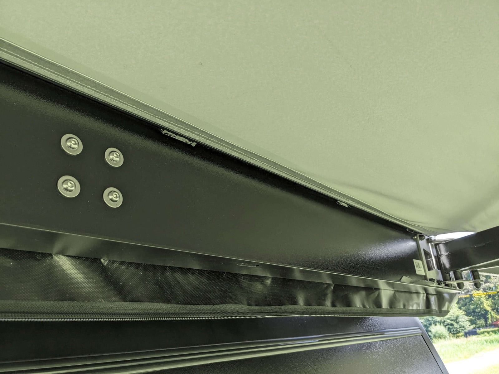 Quick Pitch 180 Grad Awning - 2,6m