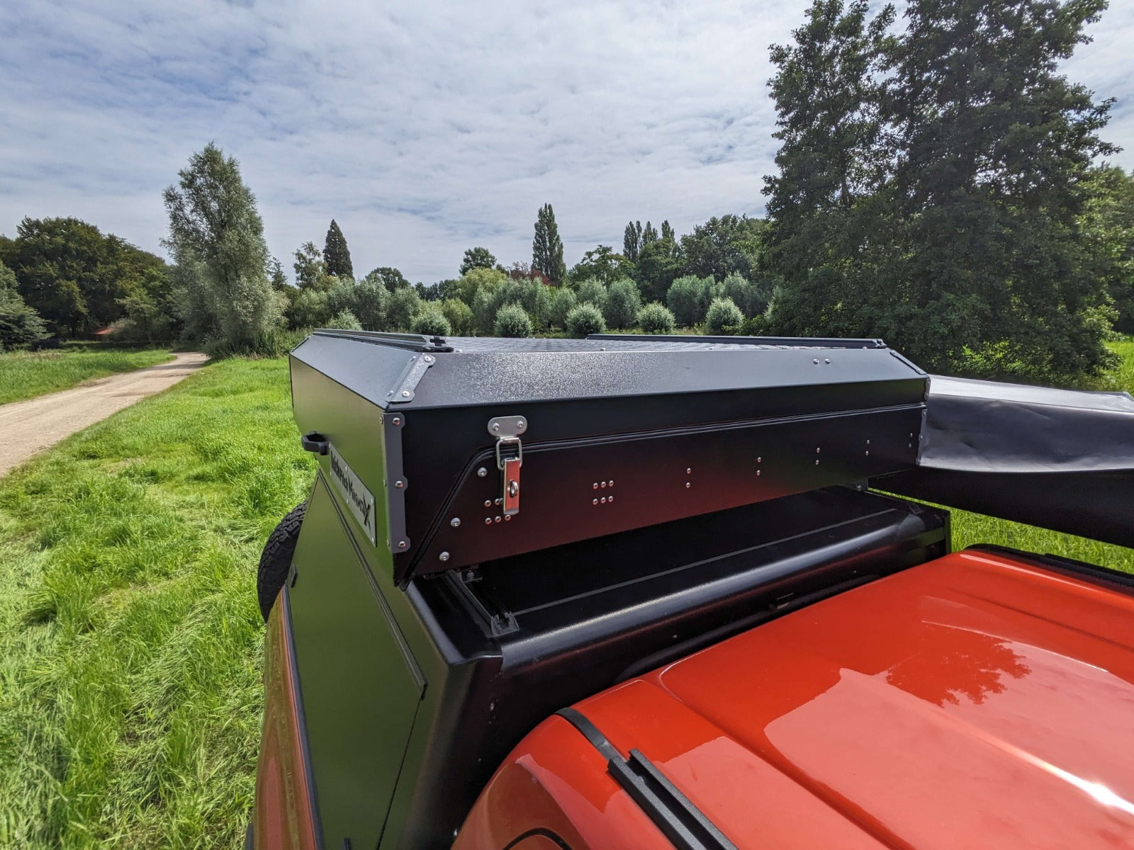 Quick Pitch MiniMax Rooftop Tent