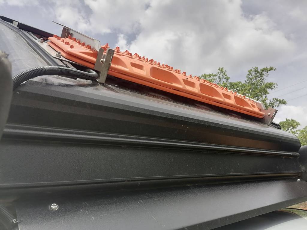 Quick Pitch Trax Mount For Rooftop Tent