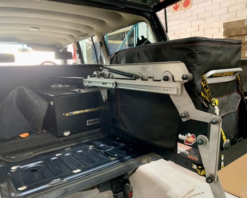 Quick Pitch Ausziehbarer Kühlschrankauszug Extra Groß