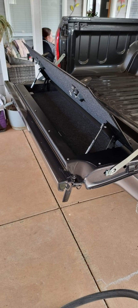 Huracan Fabrication Hilux Revo (2015-) J-Deck Heckklappen-Umbau