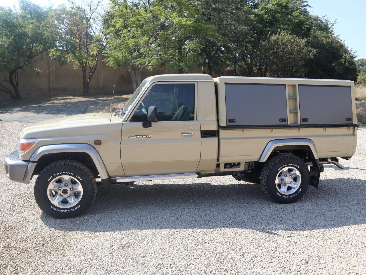 Bushtech Canopy Toyota Land Cruiser 79-Single Cab