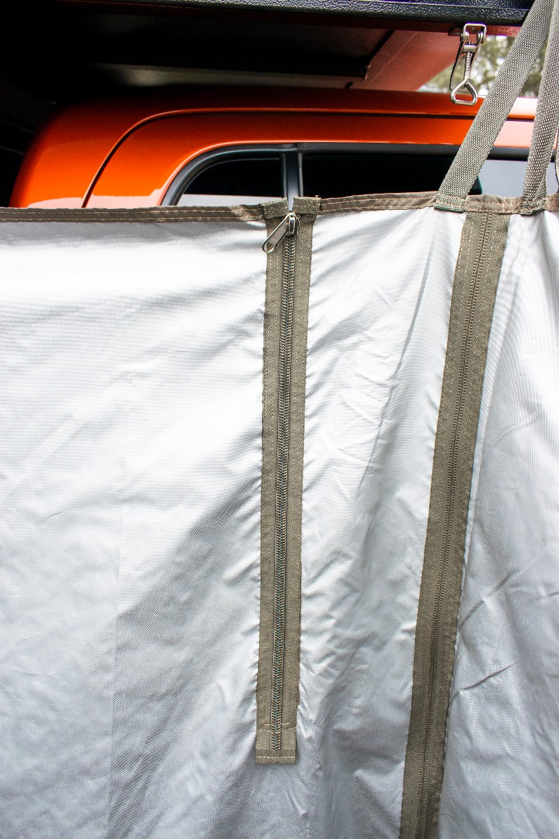 Quick Pitch Quick-en-Suite Box